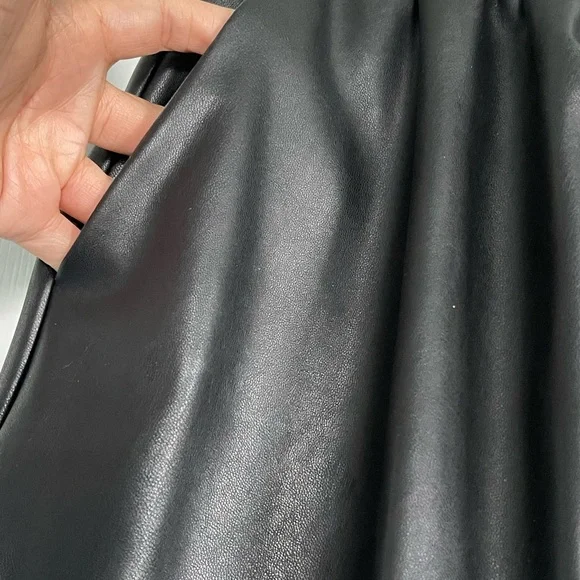 Faux paper bag waist leather pants - Picture 4 of 6